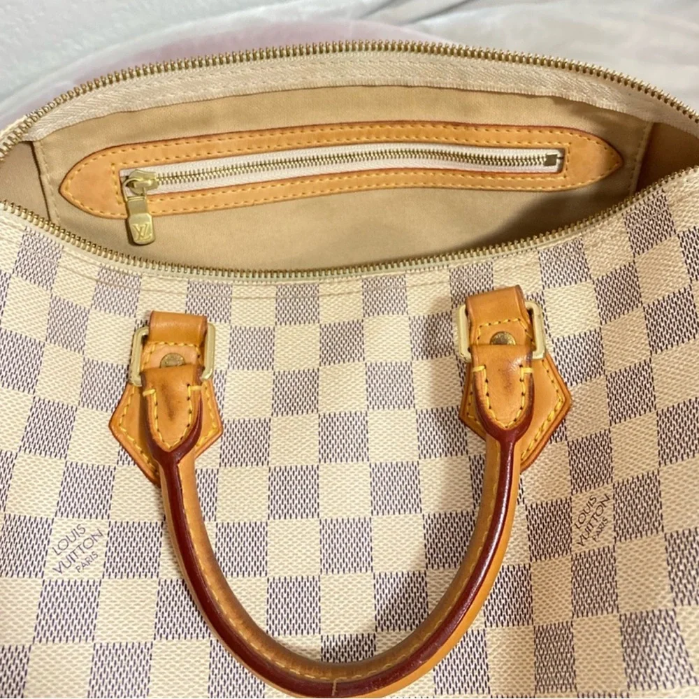Authentic Louis Vuitton speedy 30 damier azur - Picture 9 of 13